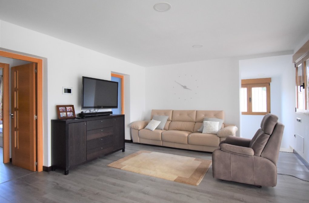 Resale - Villa - Pinar de Campoverde