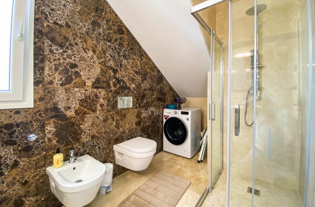 Вторичное жилье - Bилла - La Zenia