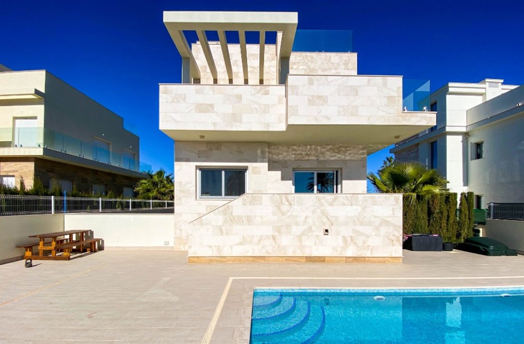 Вторичное жилье - Bилла - La Zenia