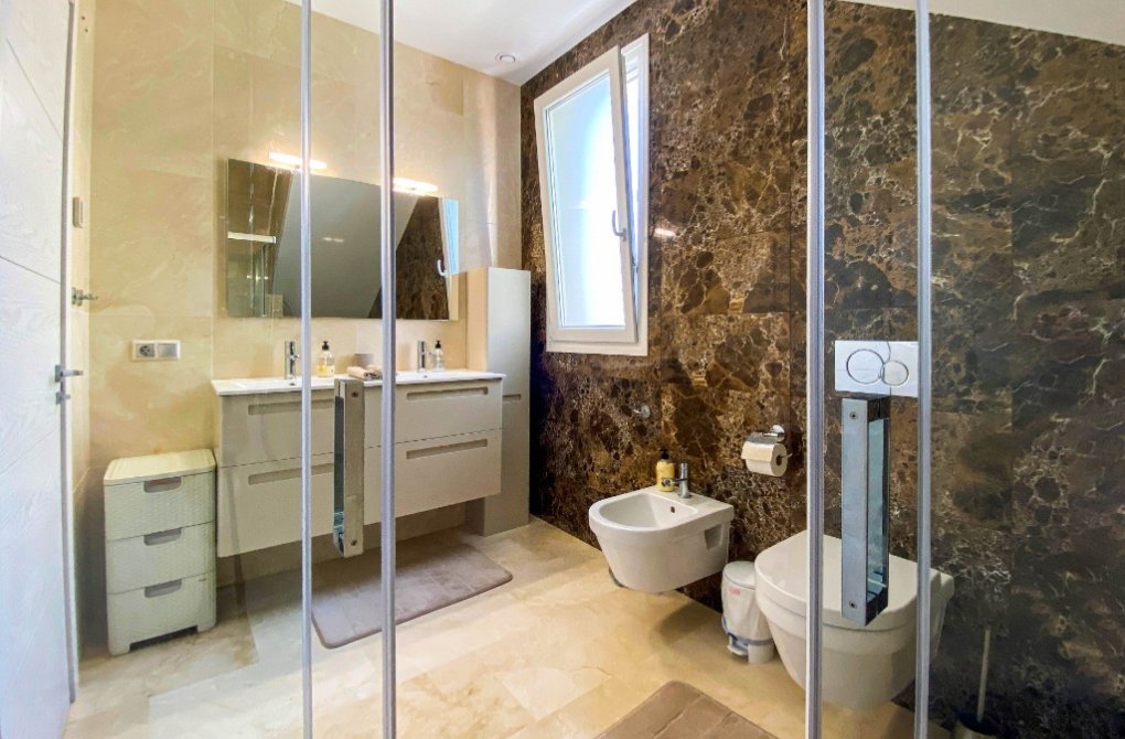 Вторичное жилье - Bилла - La Zenia