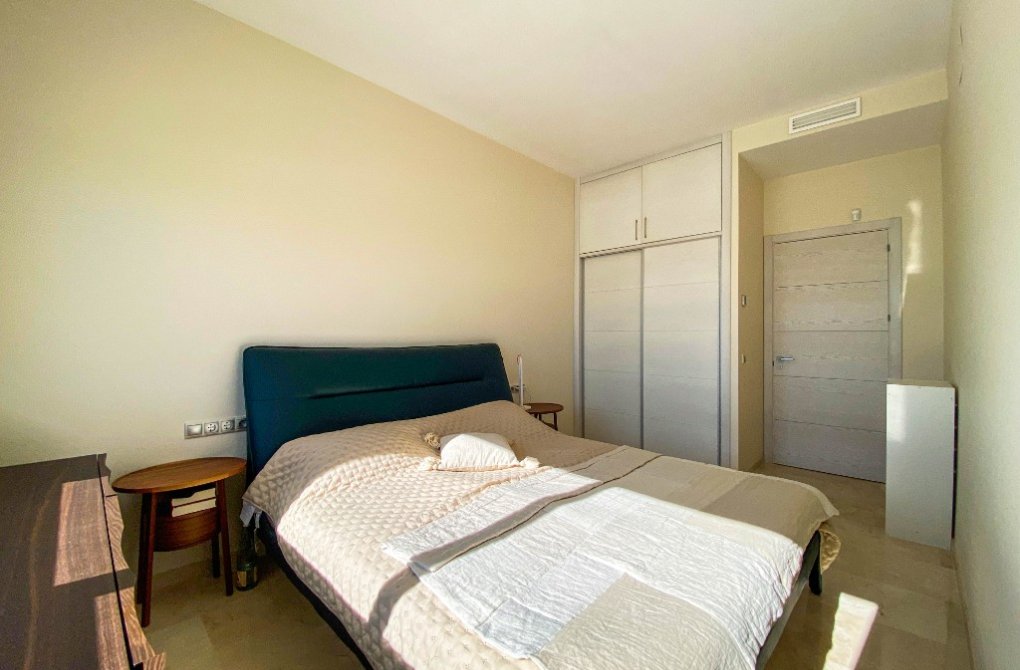 Вторичное жилье - Bилла - La Zenia