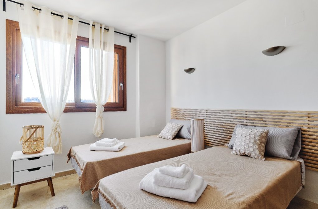  - Apartment - Punta Prima - La Entrada