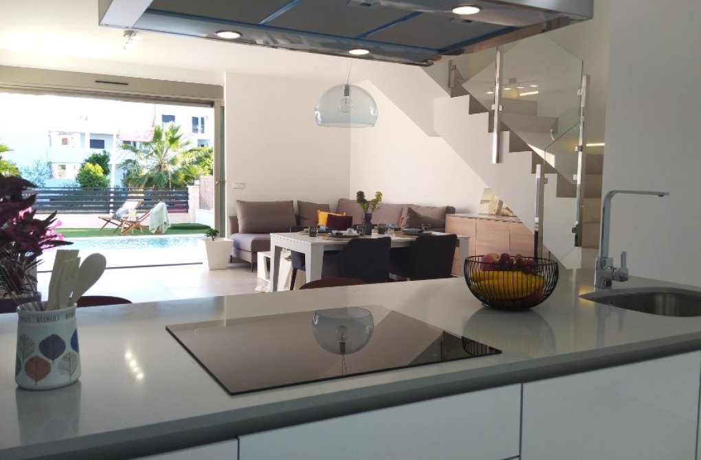 Новостройка - Bилла - Villamartin