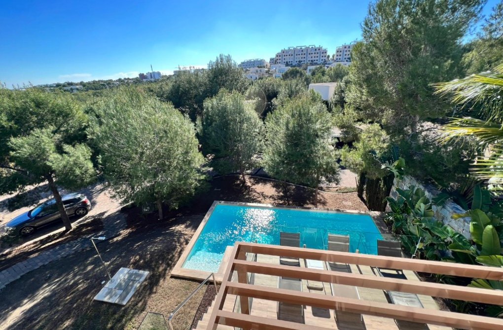 Resale - Villa - Las Colinas - Las Colinas Golf