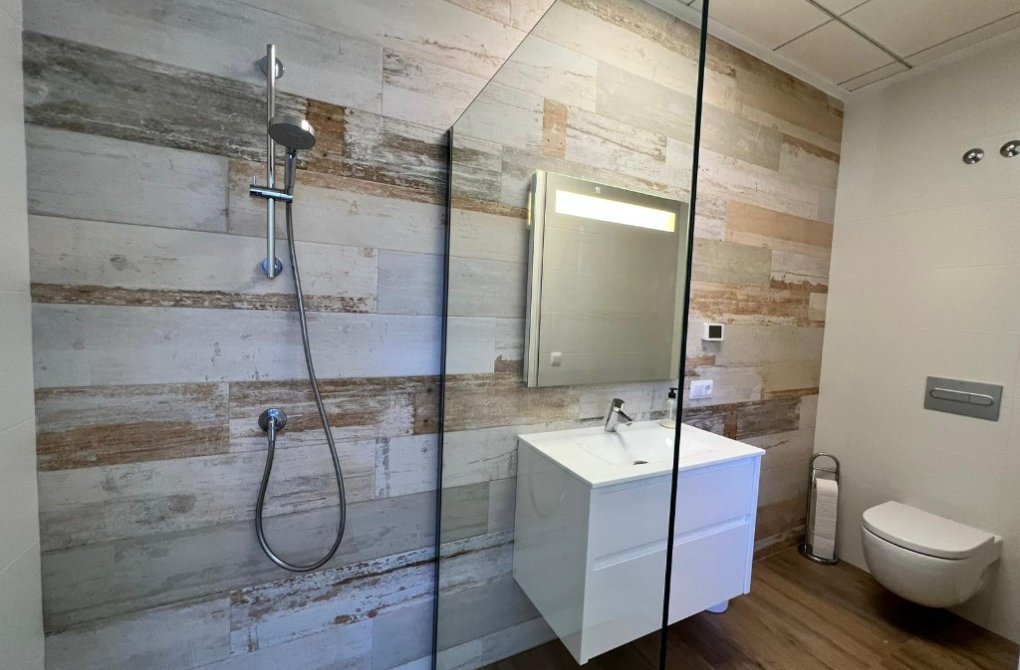 Resale - Villa - Las Colinas - Las Colinas Golf