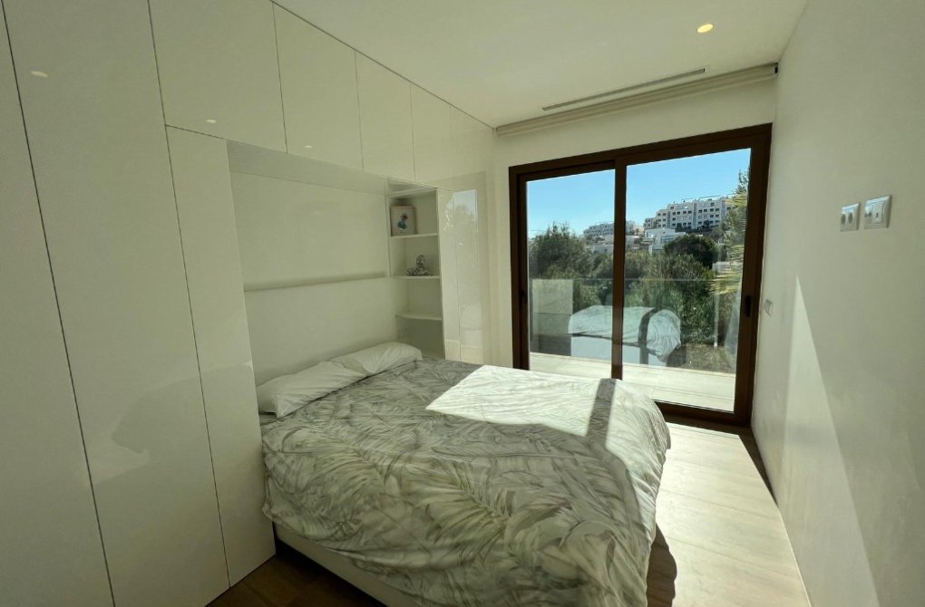 Resale - Villa - Las Colinas - Las Colinas Golf