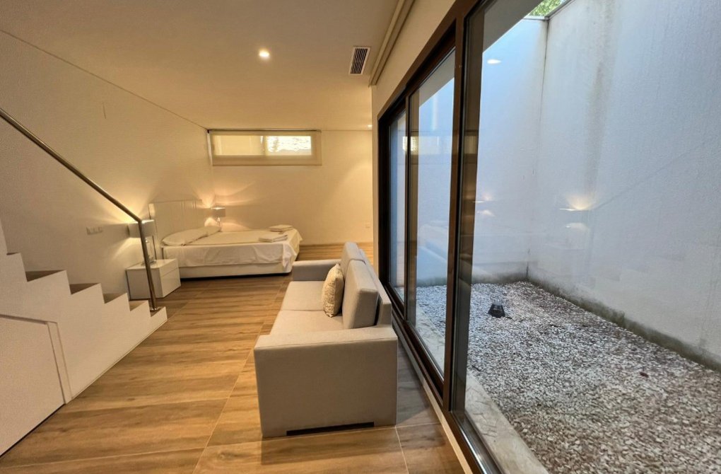 Resale - Villa - Las Colinas - Las Colinas Golf