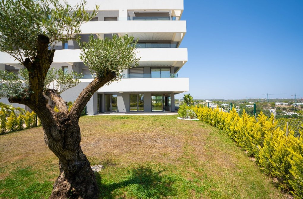 Reventa - Apartamento - Las Colinas - Las Colinas Golf