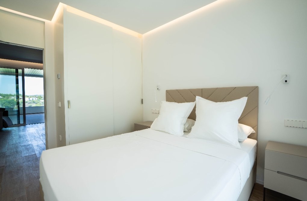 Reventa - Apartamento - Las Colinas - Las Colinas Golf