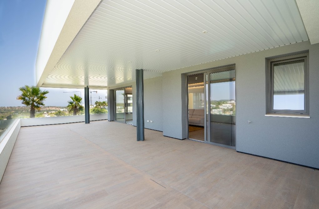 Reventa - Apartamento - Las Colinas - Las Colinas Golf