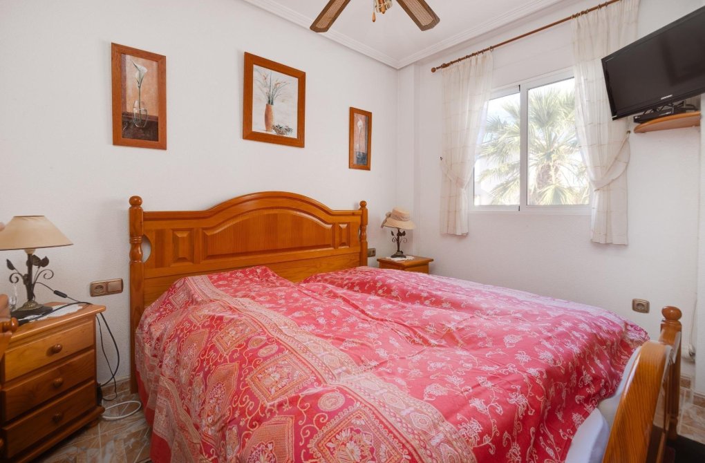 Resale - Villa - Orihuela Costa - Playa Flamenca