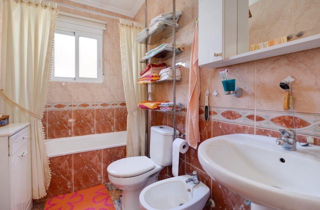 Resale - Villa - Orihuela Costa - Playa Flamenca