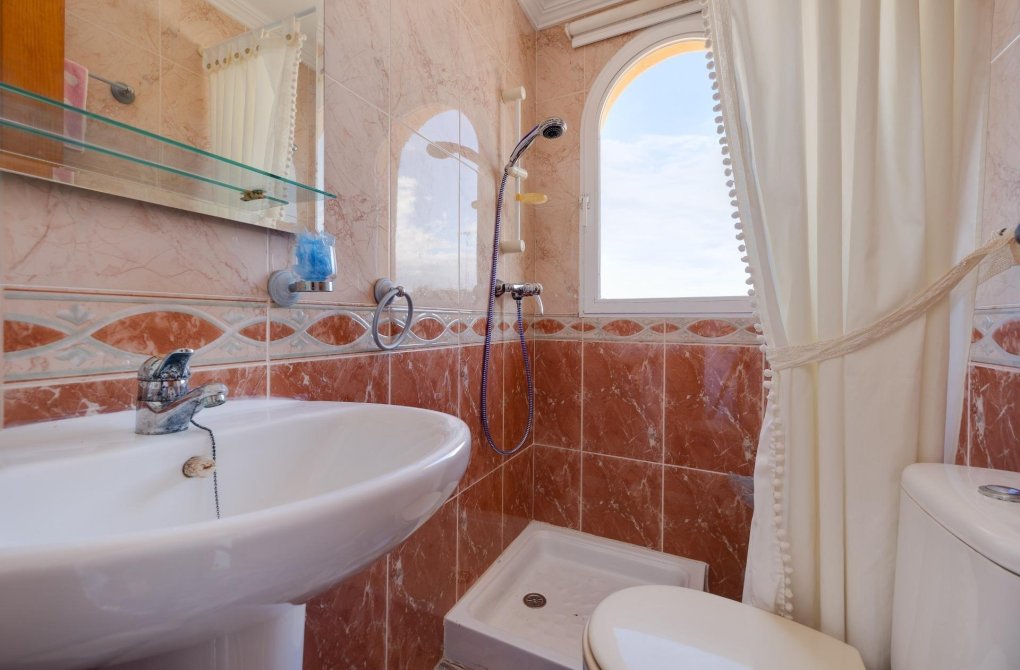 Resale - Villa - Orihuela Costa - Playa Flamenca