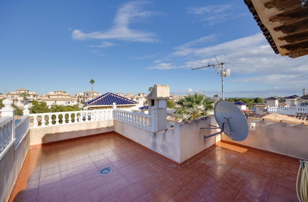 Resale - Villa - Orihuela Costa - Playa Flamenca