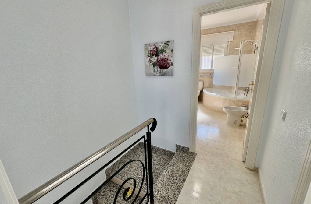 Вторичное жилье - Bилла - Ciudad Quesada