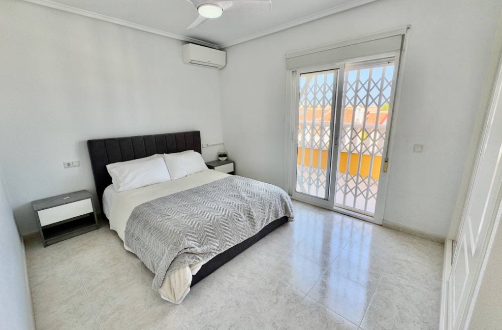 Вторичное жилье - Bилла - Ciudad Quesada