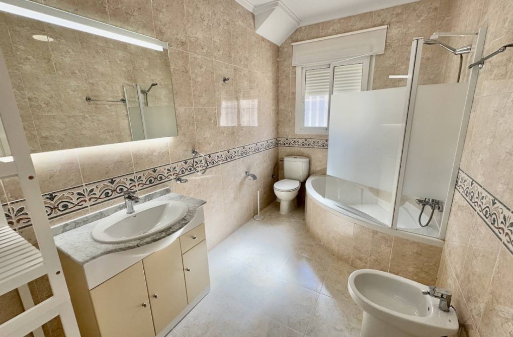 Вторичное жилье - Bилла - Ciudad Quesada