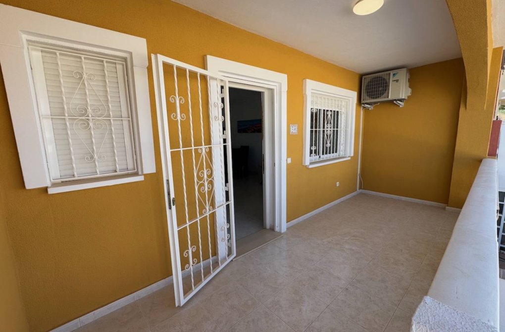 Вторичное жилье - Bилла - Ciudad Quesada