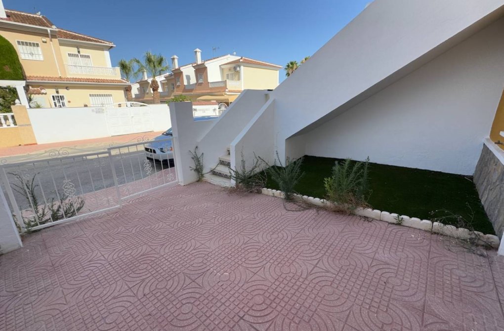 Вторичное жилье - Bилла - Ciudad Quesada