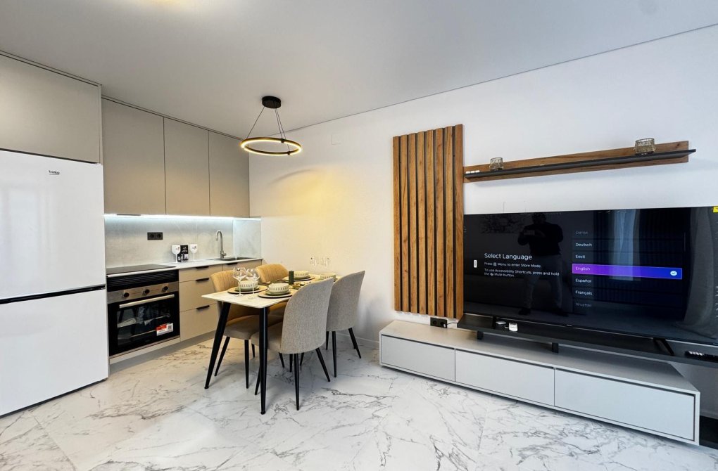 Resale - Bungalow - Torrevieja - La Siesta - El Salado - Torreta