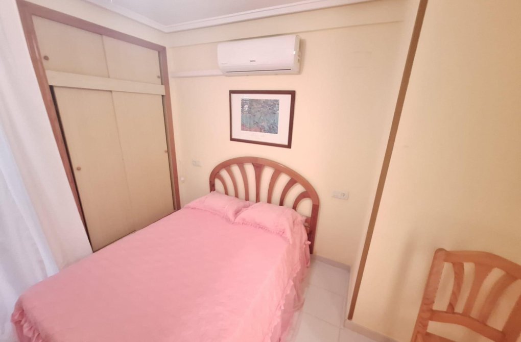  - Apartamento - Torrevieja - Centro