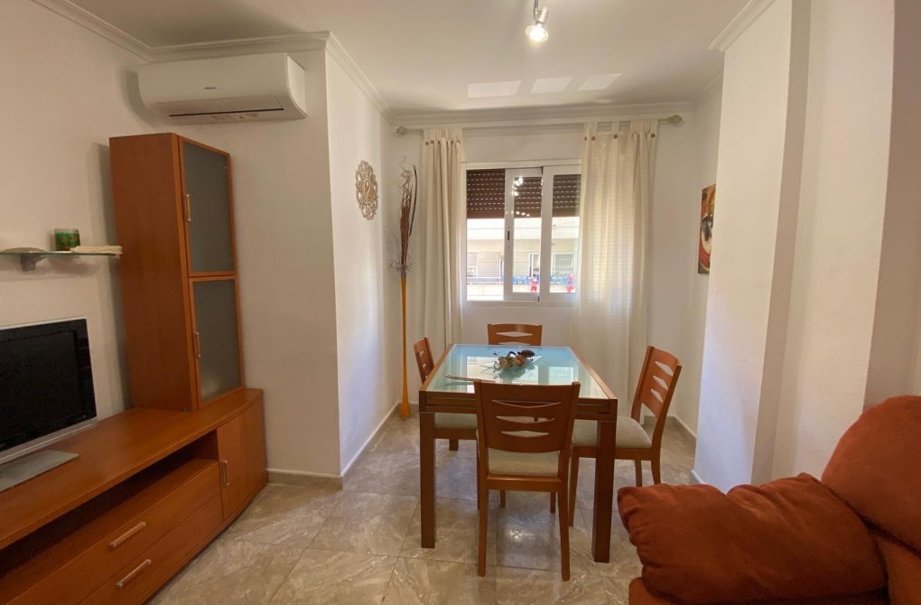 Resale - Apartment - Torrevieja - torrevieja