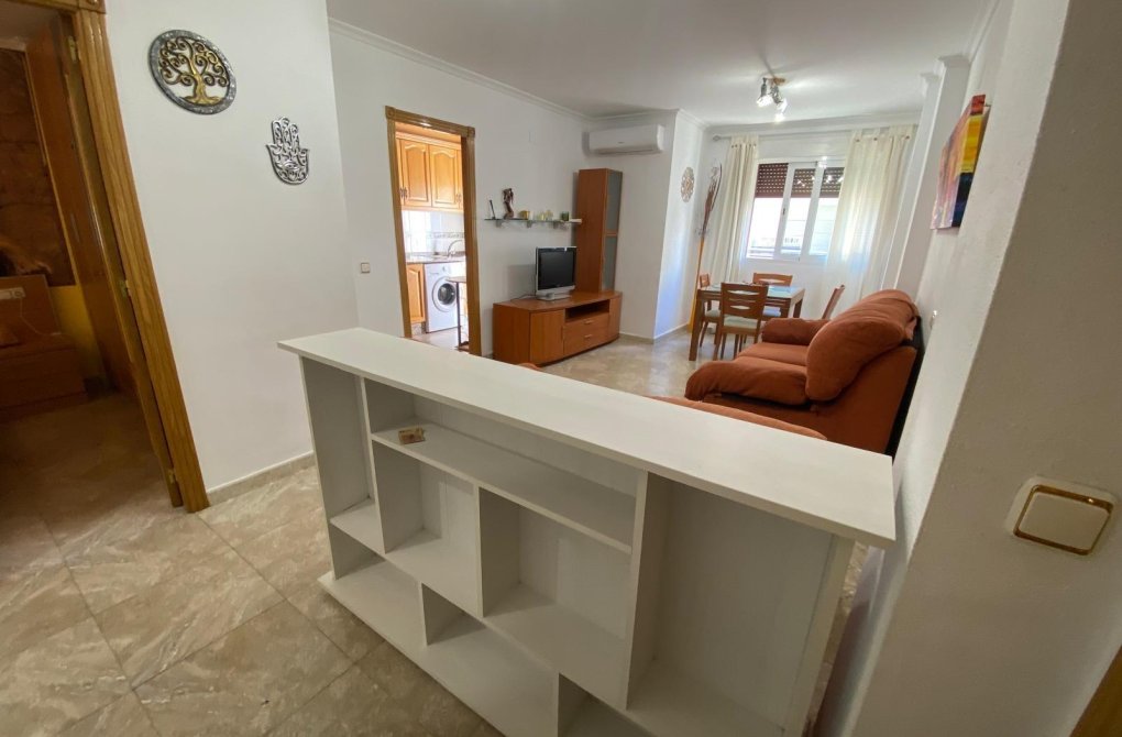 Resale - Apartment - Torrevieja - torrevieja