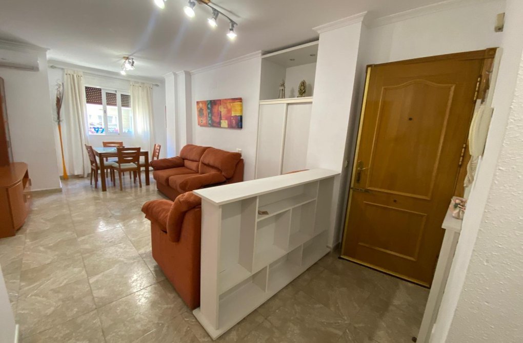 Resale - Apartment - Torrevieja - torrevieja