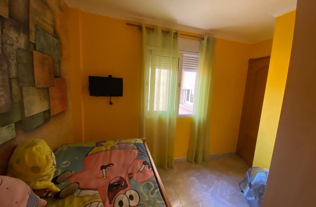 Resale - Apartment - Torrevieja - torrevieja