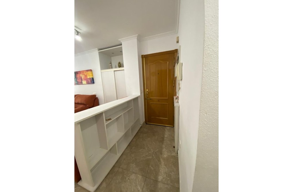 Resale - Apartment - Torrevieja - torrevieja
