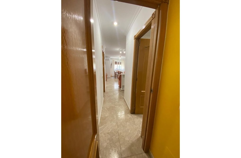 Resale - Apartment - Torrevieja - torrevieja