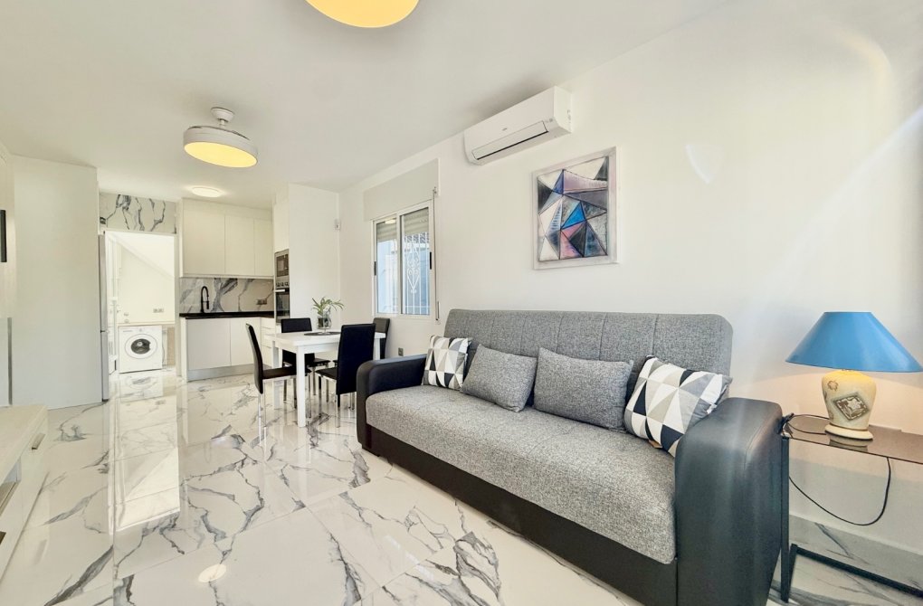 Reventa - Adosado - Torrevieja - El chaparral