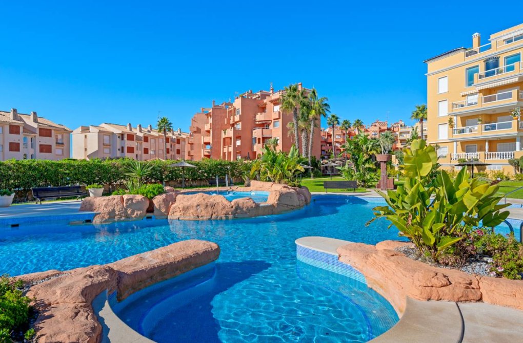 Resale - Apartment - Cabo Roig