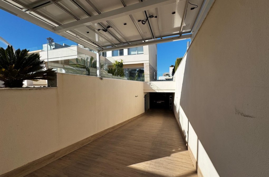 Вторичное жилье - Bилла - Orihuela Costa - Campoamor