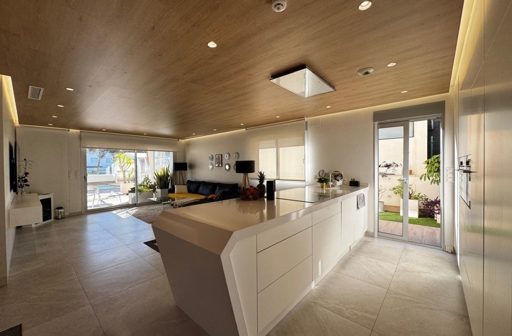 Вторичное жилье - Bилла - Orihuela Costa - Campoamor