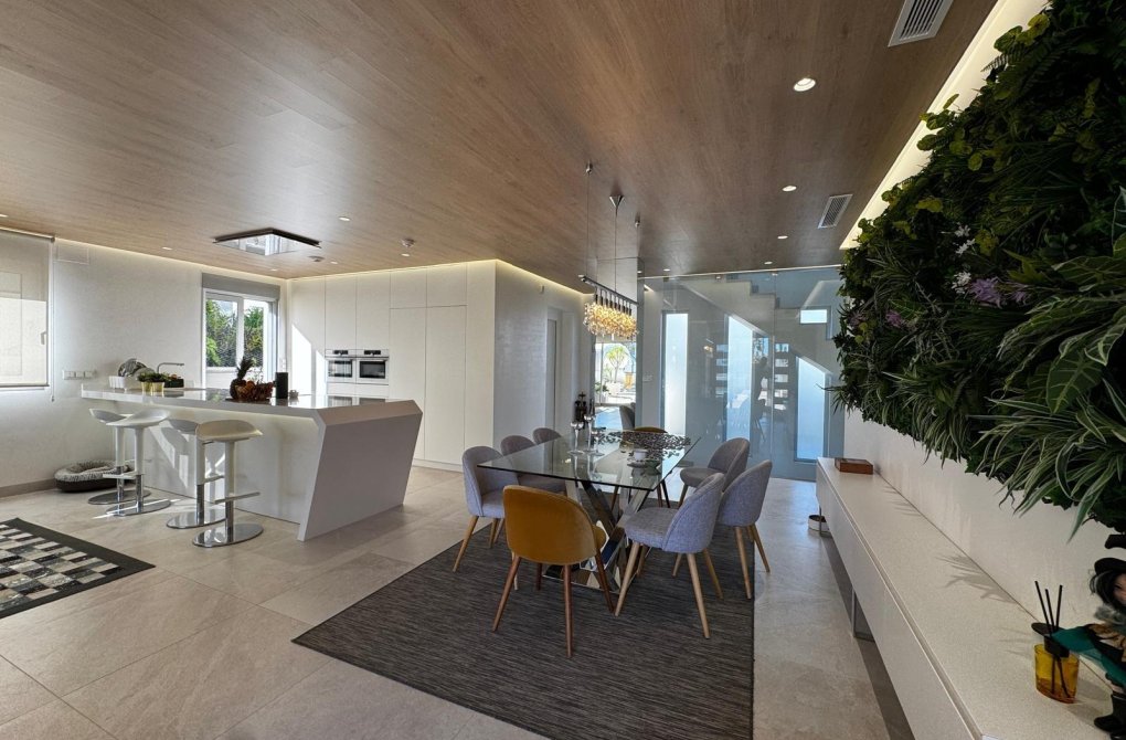 Вторичное жилье - Bилла - Orihuela Costa - Campoamor