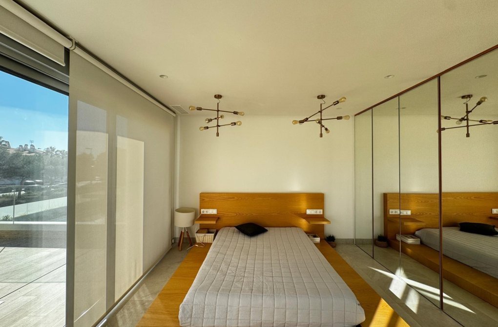 Вторичное жилье - Bилла - Orihuela Costa - Campoamor