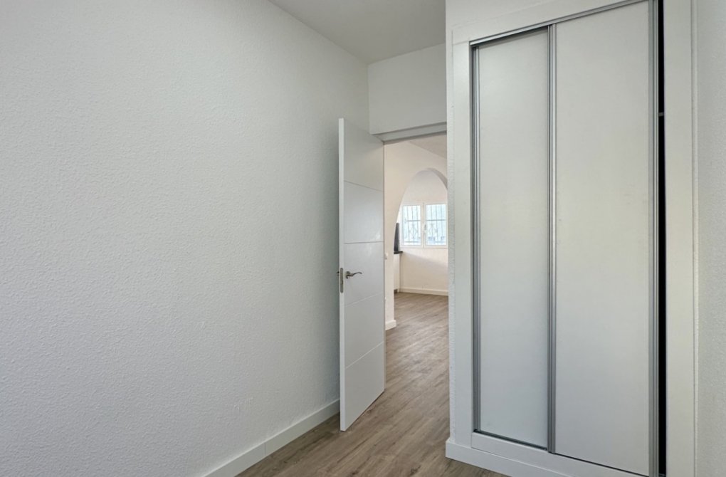 Вторичное жилье - Бунгало - Orihuela Costa - Las Filipinas