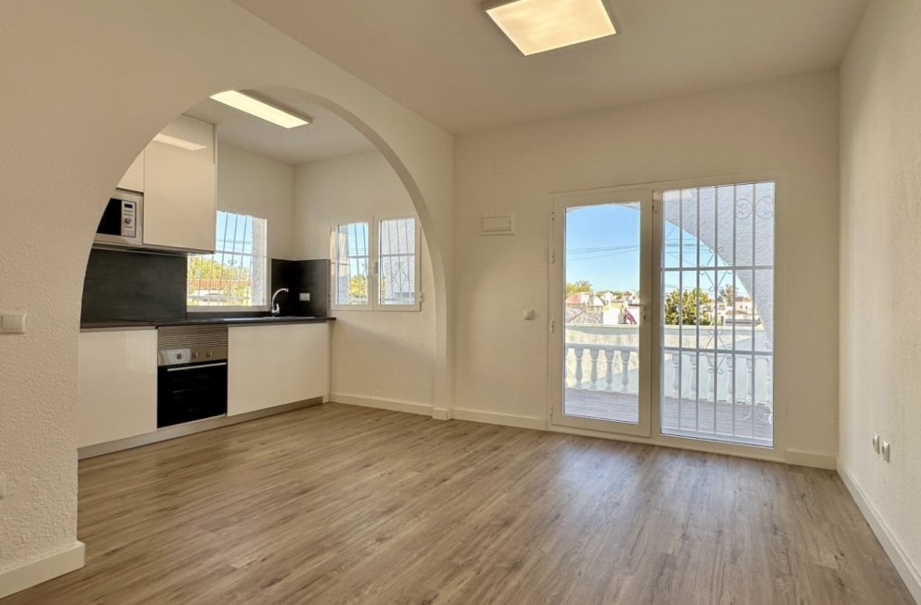 Вторичное жилье - Бунгало - Orihuela Costa - Las Filipinas