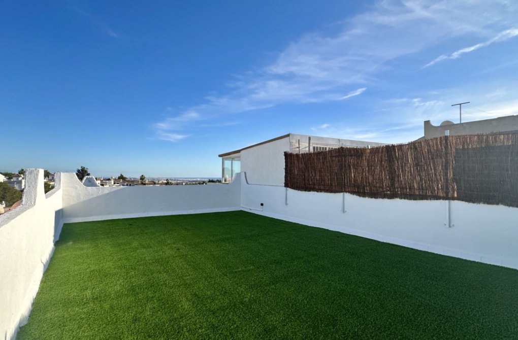 Вторичное жилье - Бунгало - Orihuela Costa - Las Filipinas