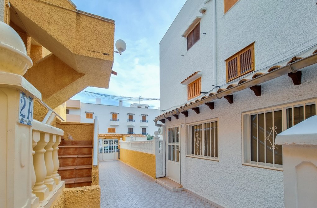 Resale - Apartamento - Torrevieja - Playa de la mata