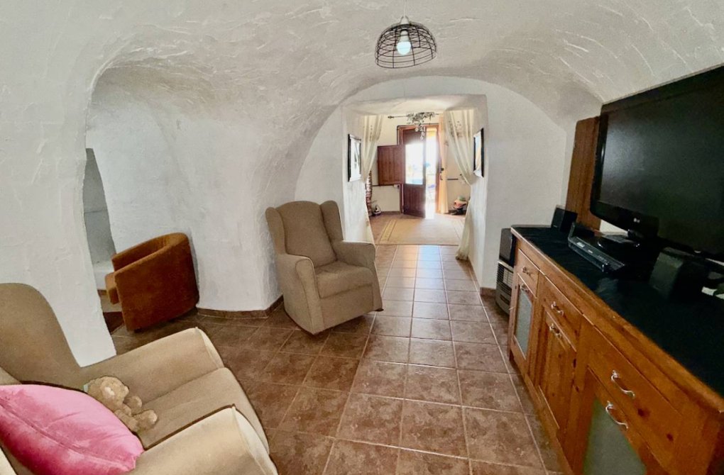 Resale - Finca / Country Property - Orihuela Costa - Orihuela