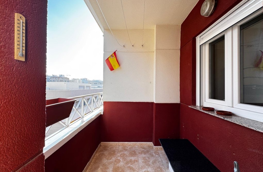 Resale - Apartment - Torrevieja - Centro