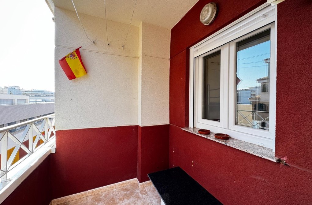 Resale - Apartment - Torrevieja - Centro