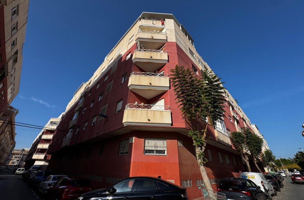Resale - Apartment - Torrevieja - Centro