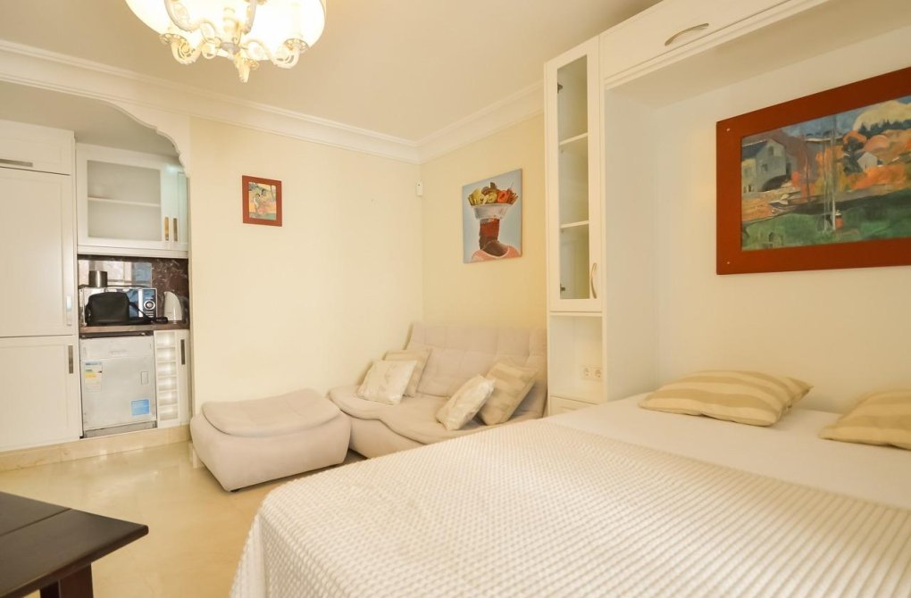 Resale - Studio - Torrevieja - Playa de los locos