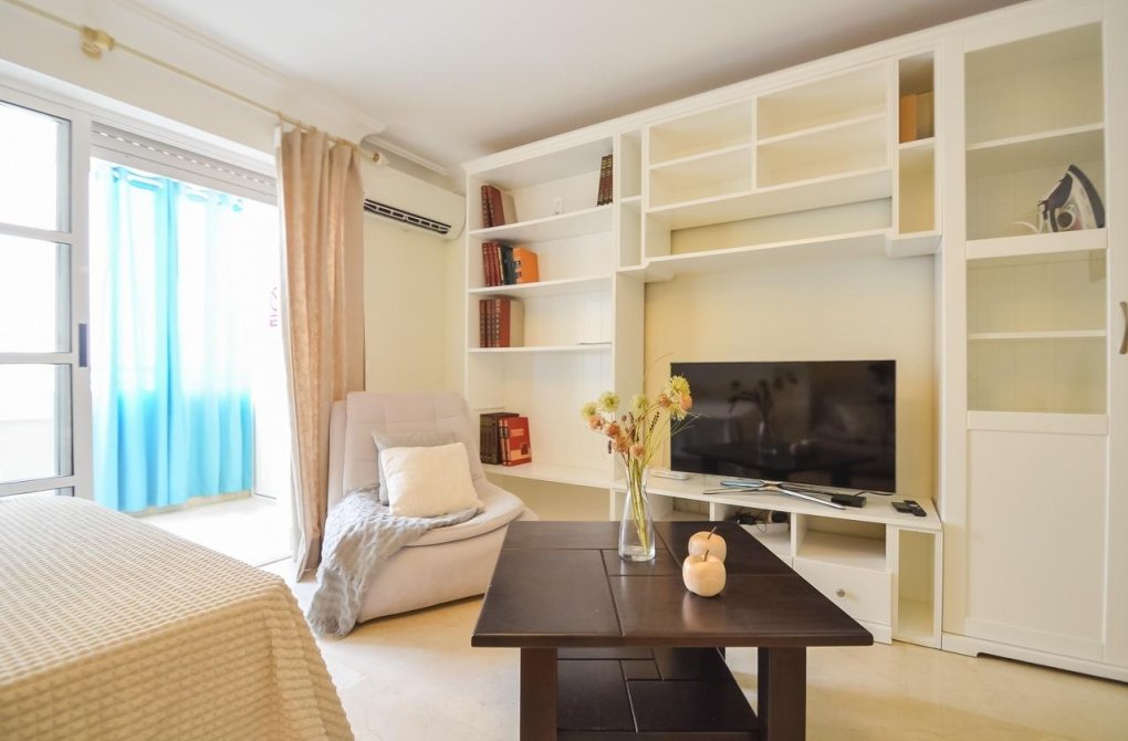 Resale - Studio - Torrevieja - Playa de los locos