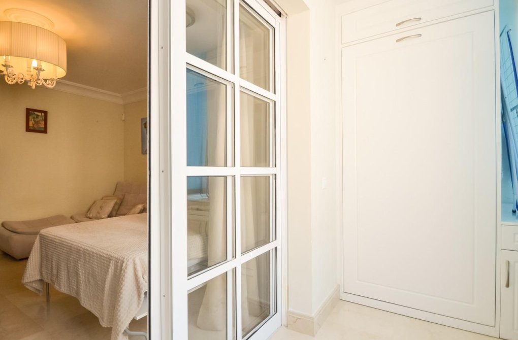 Resale - Studio - Torrevieja - Playa de los locos