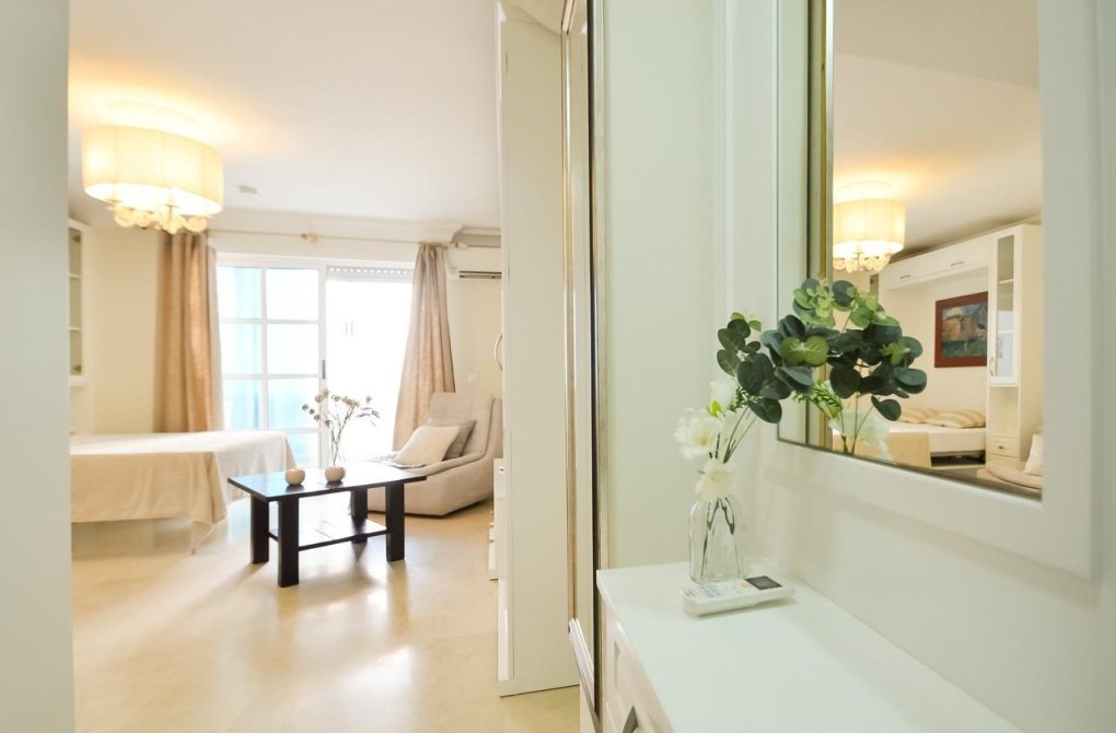 Resale - Studio - Torrevieja - Playa de los locos