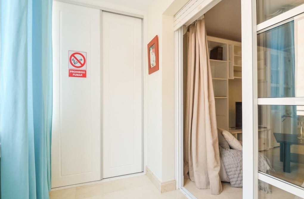 Resale - Studio - Torrevieja - Playa de los locos